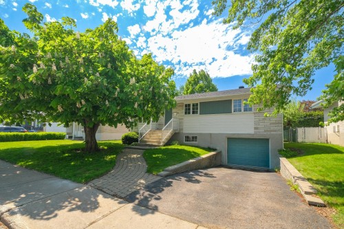 2668 Rue Prévert  Longueuil (Le Vieux-Longueuil), QC J4L 1T7