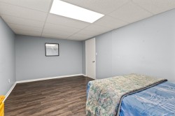 Bedroom - 