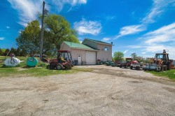 Garage - 