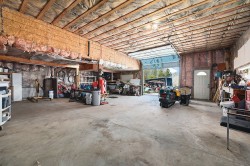 Garage - 