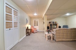 Family Room - 