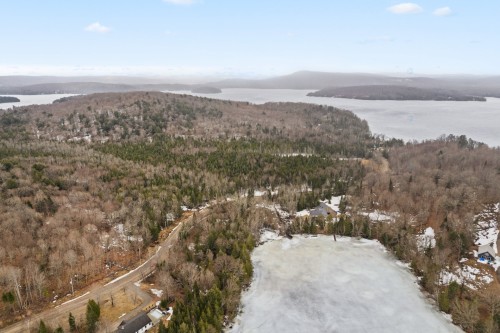 Bord de l'eau - Ch. Des Boisée, Lac-Des-Écorces, QC 