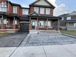 504 THRESHING MILL BOULEVARD Oakville, ON L6H 0S9