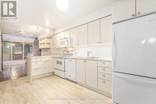 1 - 140 Rideau Terrace, Ottawa, ON - Indoor Photo Showing Kitchen