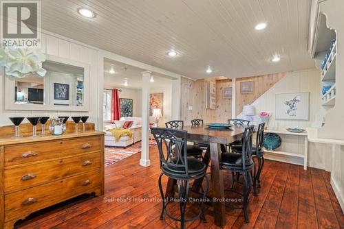 5 - 1028 Oak Street, Muskoka Lakes (Medora), ON - Indoor Photo Showing Dining Room