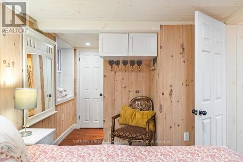 5 - 1028 Oak Street, Muskoka Lakes (Medora), ON - Indoor Photo Showing Other Room