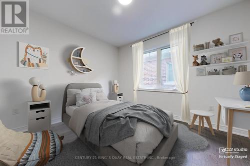 41 Torrey Pines Road, Vaughan, ON - Indoor Photo Showing Bedroom