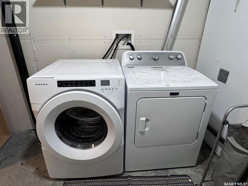 185 Vickers Crescent, Air Ronge, SK - Indoor Photo Showing Laundry Room