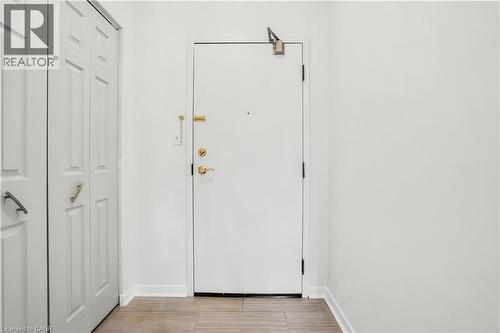 23 Main Street Unit# 404, Dundas, ON - Indoor Photo Showing Other Room