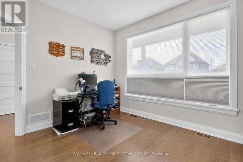 124 Lyon Street, Russell, ON - Indoor