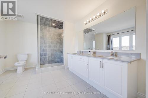 41 Kenneth Rogers Crescent, East Gwillimbury, ON 