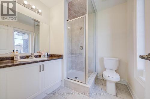 41 Kenneth Rogers Crescent, East Gwillimbury, ON 