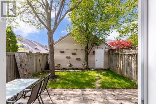 1179 Treetop Terrace, Oakville, ON - Outdoor