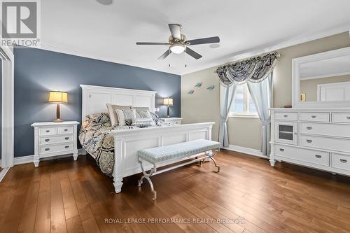 1453 Notre Dame Street, Russell, ON - Indoor Photo Showing Bedroom