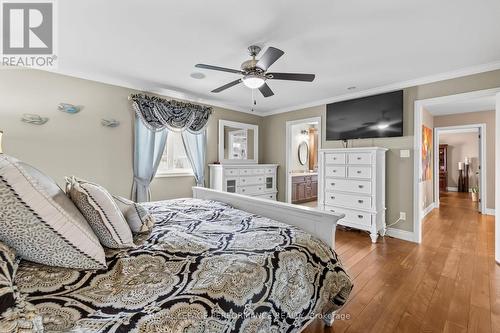 1453 Notre Dame Street, Russell, ON - Indoor Photo Showing Bedroom