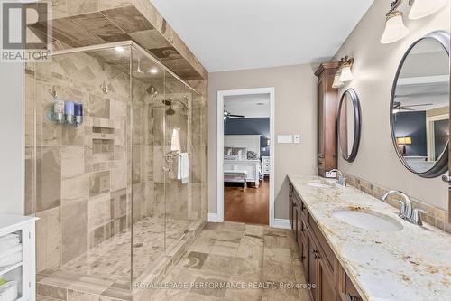 1453 Notre Dame Street, Russell, ON - Indoor Photo Showing Bathroom