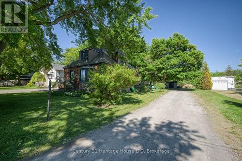 Driveway - plenty of parking - 148 Gorham Road, Fort Erie (Ridgeway), ON - Outdoor