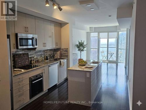2909 - 1 The Esplanade Drive, Toronto, ON - Indoor Photo Showing Kitchen With Upgraded Kitchen