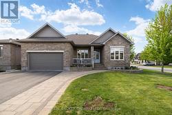 18 BRYCE COURT Carleton Place, ON K7C 0E5