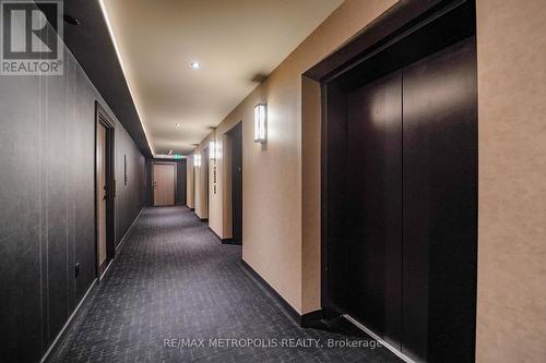 12th floor corridor - 1203 - 55 Charles Street E, Toronto, ON - Indoor Photo Showing Other Room