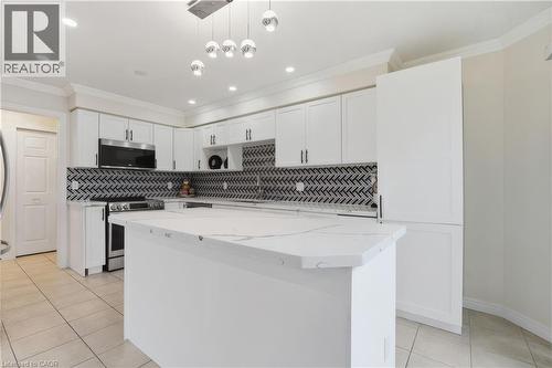 177 Watson Road N, Guelph, ON - Indoor Photo Showing Kitchen With Upgraded Kitchen