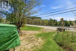 Vacant lot with driveway - 