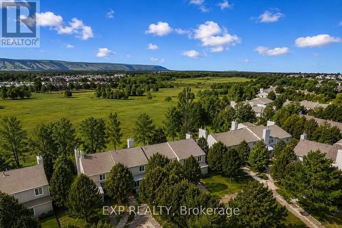 16 - 576 OXBOW CRESCENT  Collingwood, ON L9Y 5B4