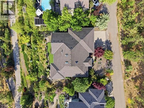 Aerial view of the home - 448 Viewcrest Road, Kelowna, BC - Outdoor With View