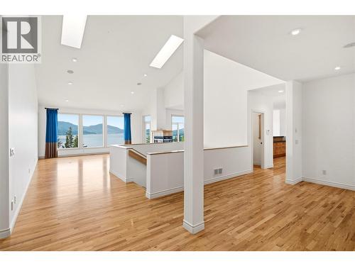 Main entrance - 448 Viewcrest Road, Kelowna, BC - Indoor Photo Showing Other Room