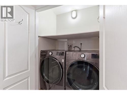 2211 Shannon Woods Place, West Kelowna, BC - Indoor Photo Showing Laundry Room