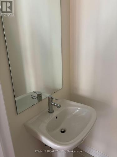 12 - 25 Priya Lane, Toronto, ON - Indoor Photo Showing Bathroom