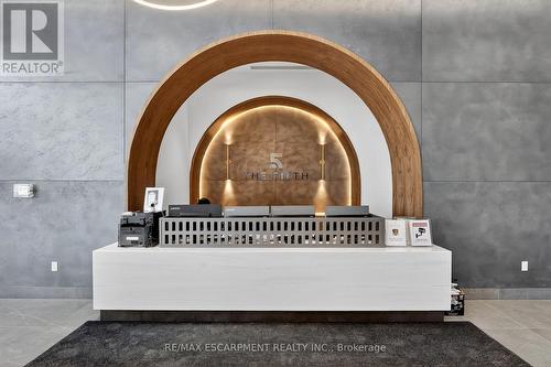 2408 - 27 Korda Gate, Vaughan, ON - Indoor