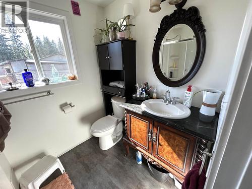 2008 Sommerville Road, Prince George, BC - Indoor Photo Showing Bathroom