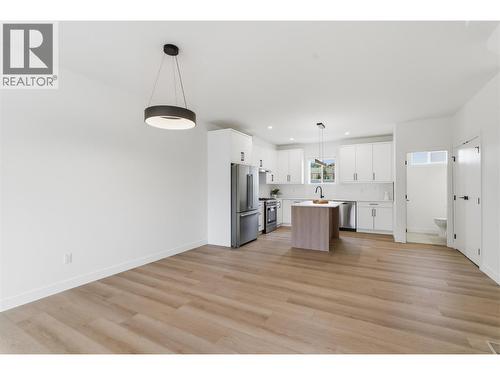 Open concept kitchen, dining, and living area - 4601 97 Street Unit# 6, Osoyoos, BC - Indoor Photo Showing Kitchen