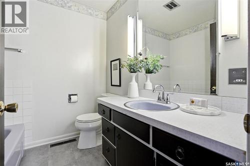 1901 William Avenue, Saskatoon, SK - Indoor Photo Showing Bathroom