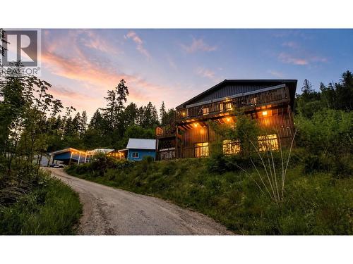 6421 Sunshine Drive, Balfour, BC - Outdoor