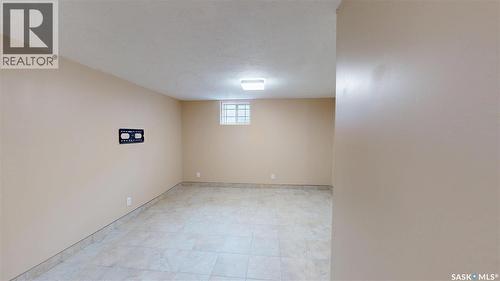3150 Caen Street, Saskatoon, SK - Indoor