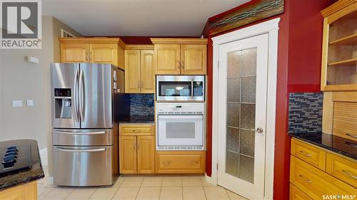3150 Caen Street, Saskatoon, SK - Indoor Photo Showing Kitchen