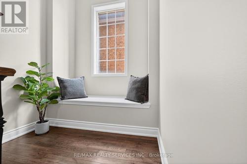 47 Upper Highlands Drive, Brampton, ON - Indoor Photo Showing Other Room