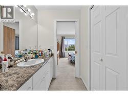 Ensuite with Soaker Tub & Shower - 