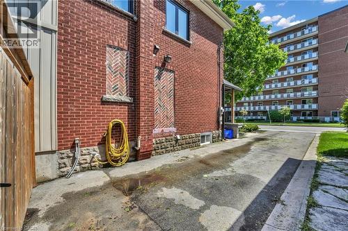 25 Park Street E, Hamilton, ON - Outdoor