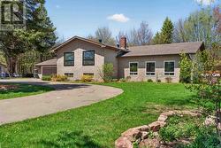 48 Palomino DR Sault Ste. Marie, ON P6A 6K4