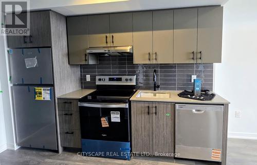 504 - 4878 Powers Common, Burlington, ON - Indoor Photo Showing Kitchen