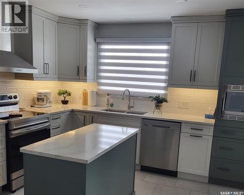 604 King Street, Imperial, SK - Indoor Photo Showing Kitchen With Upgraded Kitchen