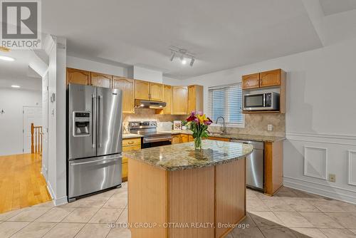 27 Nairn Street, Ottawa, ON - Indoor Photo Showing Kitchen