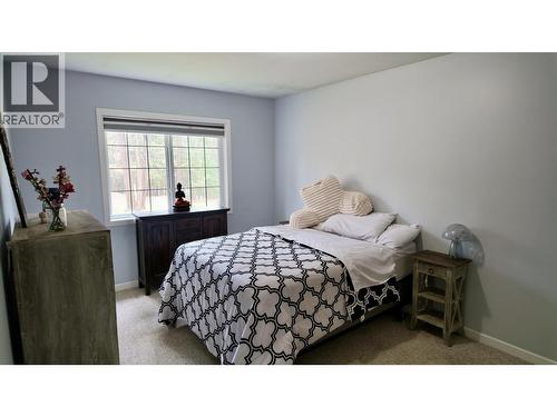 4838 Kitwanga Drive, 108 Mile Ranch, BC - Indoor Photo Showing Bedroom