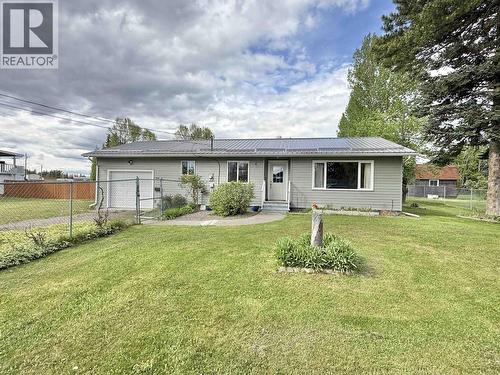 2438 SING STREET  Quesnel, BC V2J 4P7