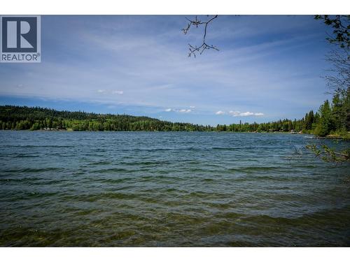 7944 Viewland Road, Bridge Lake, BC 