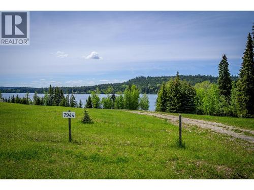 7944 Viewland Road, Bridge Lake, BC 