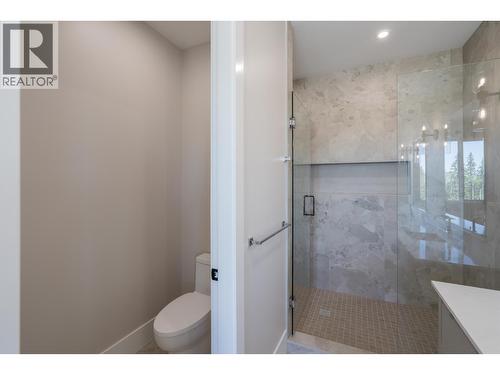 5053 Headlands Heights, Prince George, BC - Indoor Photo Showing Bathroom